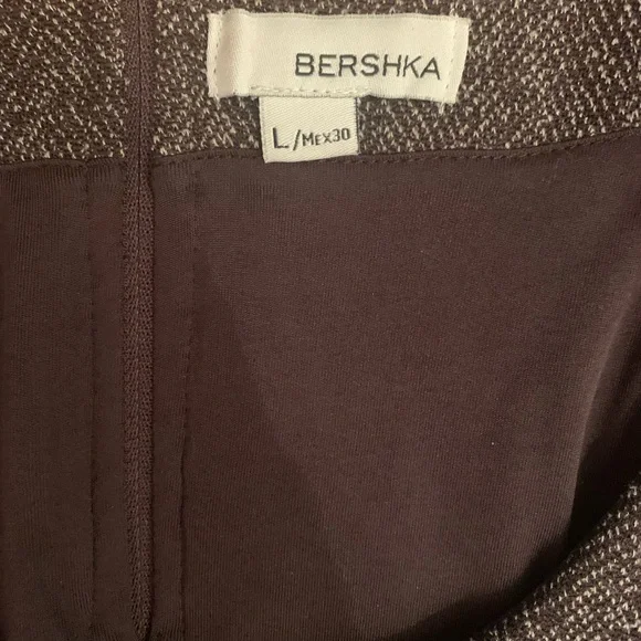 Dress - Picture 4 of 6